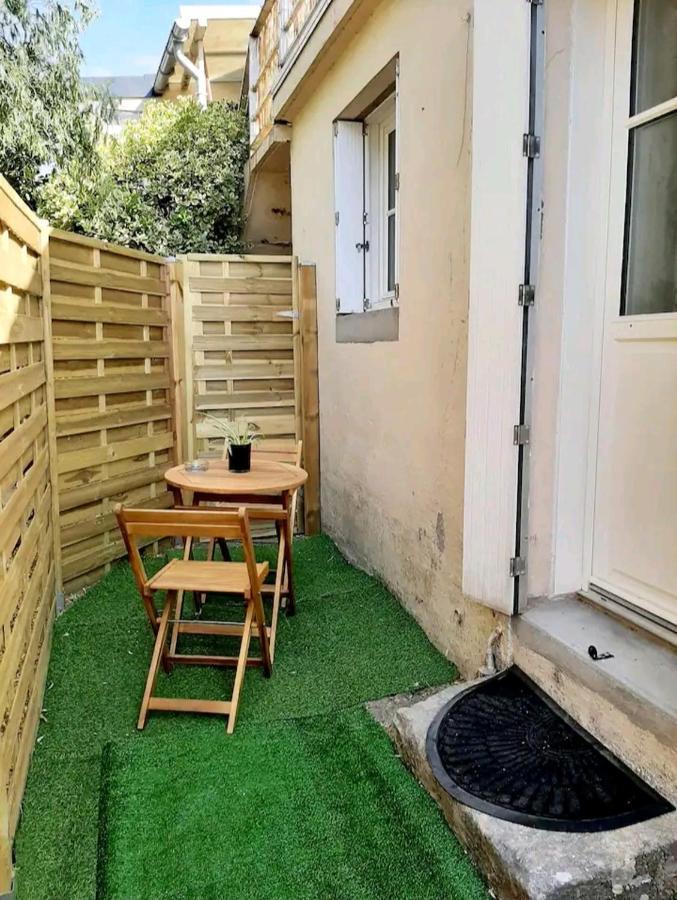 Logement Independant Avec Exterieur Privatif Et Cloture Batz-sur-Mer Exterior photo